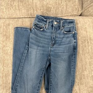 American Eagle Outfitters Women's High Rise Blue Jeans
